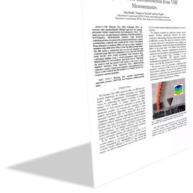 Analysis of Flush-Mounted Antenna Placement via Huygens Source Reconstruction from VHF Measurements